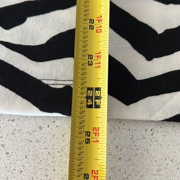 NWT Loft Zebra Print Tee Short Sleeve S Cotton Animal Print Retro Safaris - Picture 13 of 16